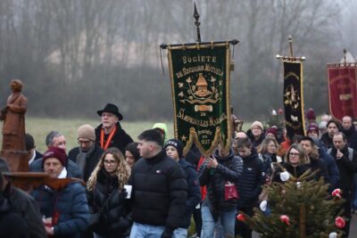 Agrandir l'image 4 sur 44, fenêtre modale