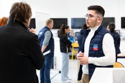 Agrandir l'image 79549 sur 3, fenêtre modale