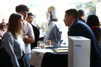 Agrandir l'image 86003 sur 6, fenêtre modale